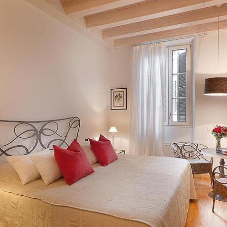 Affittacamere Boutique Room Верона Экстерьер фото