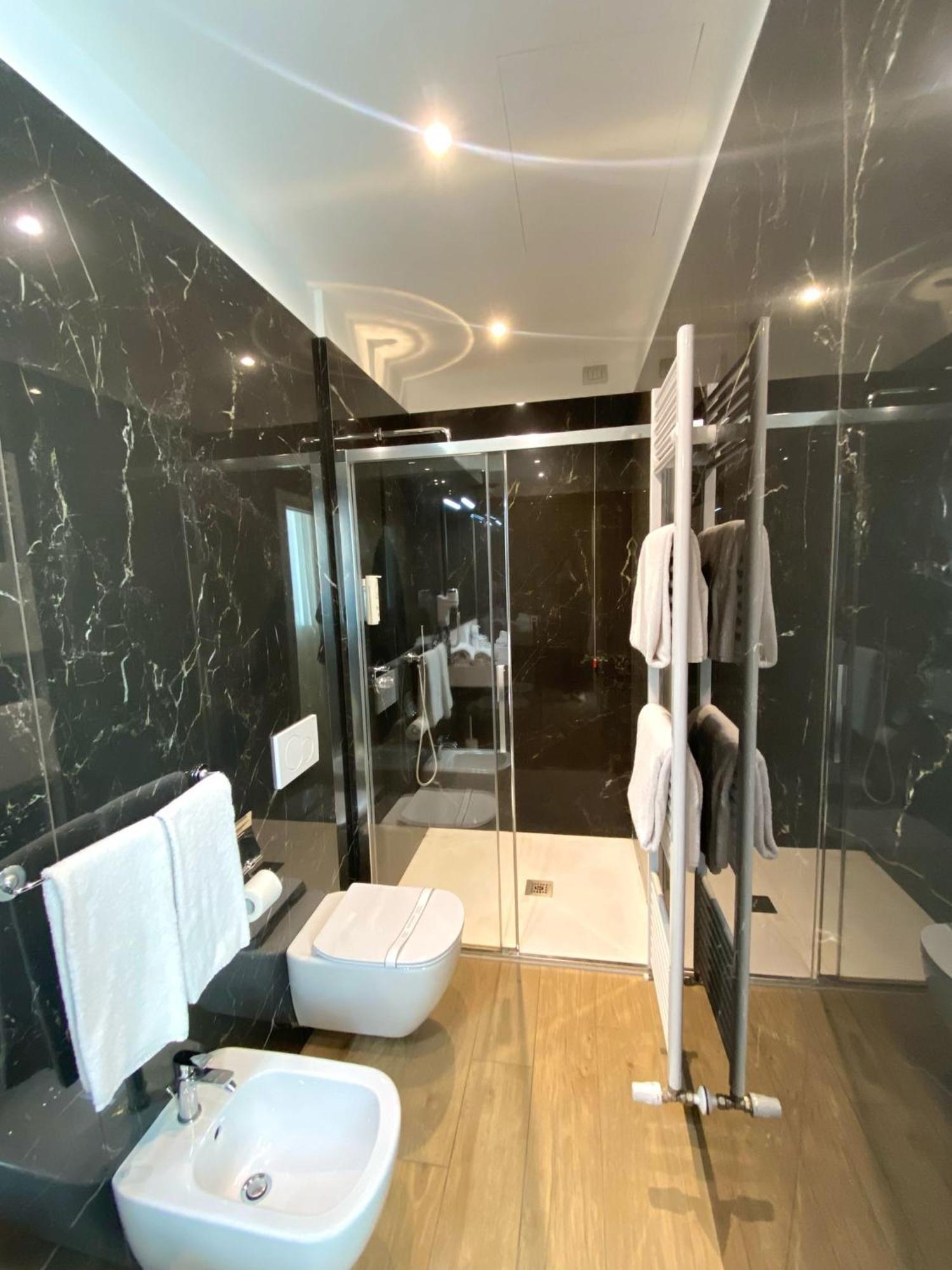 Affittacamere Boutique Room Верона Экстерьер фото