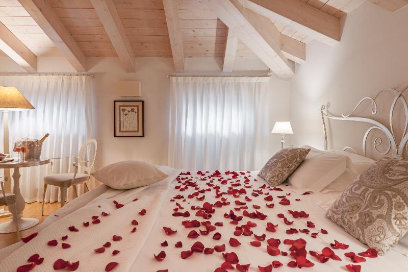 Affittacamere Boutique Room Верона Экстерьер фото