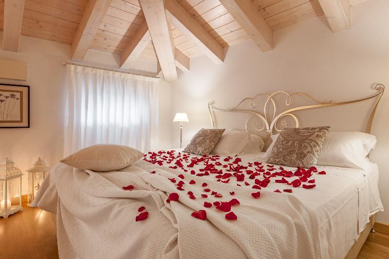 Affittacamere Boutique Room Верона Экстерьер фото