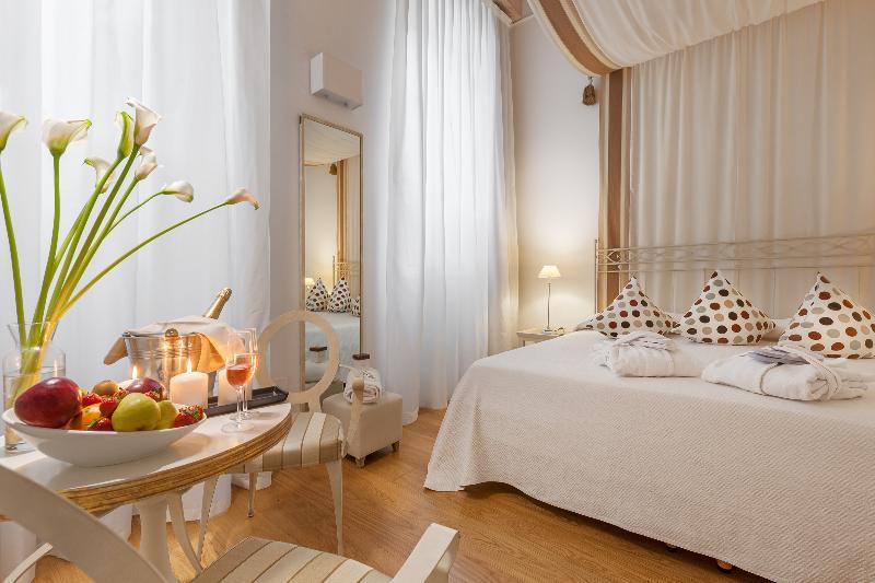 Affittacamere Boutique Room Верона Экстерьер фото